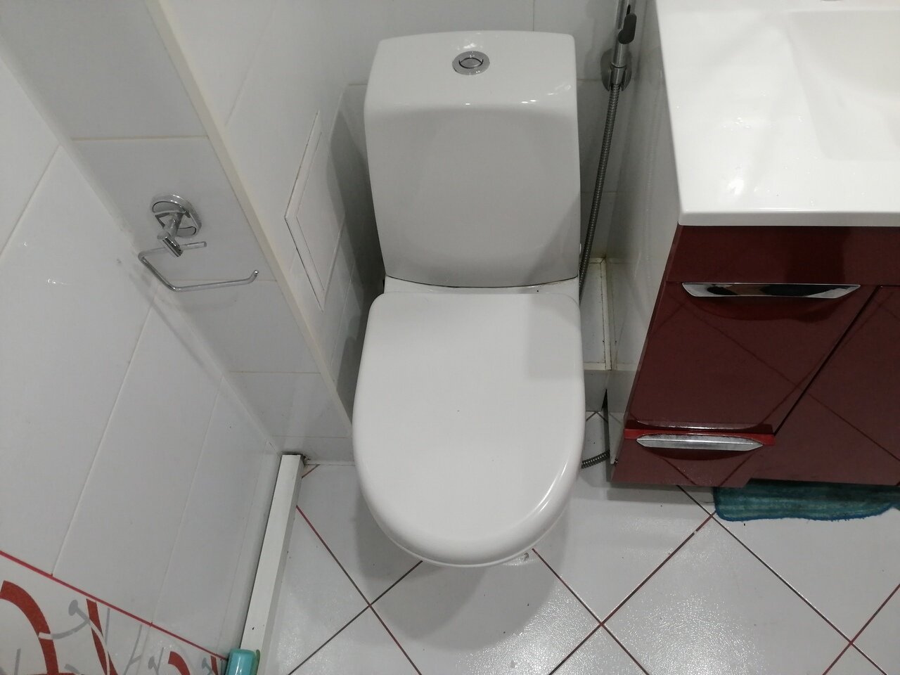 унитаз, унитаз с бачком напольный am.pm joy c858607sc с горизонтальным выпуском, унитаз с бачком cersanit карина, узкий унитаз, компактный унитаз