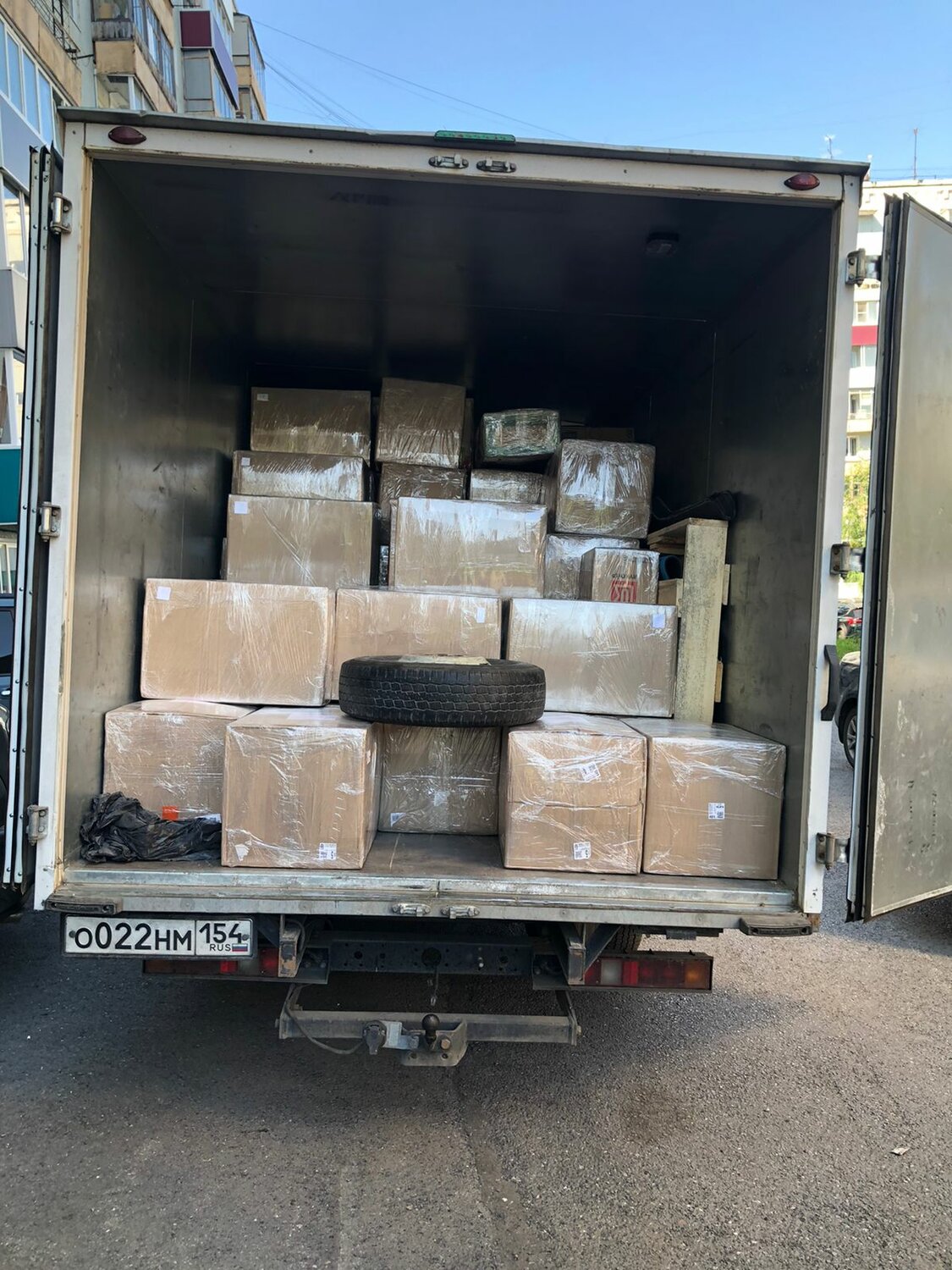 перевозка грузов, грузоперевозки переезды, грузовая крышечки газель перевозки, фургон, грузоперевозки