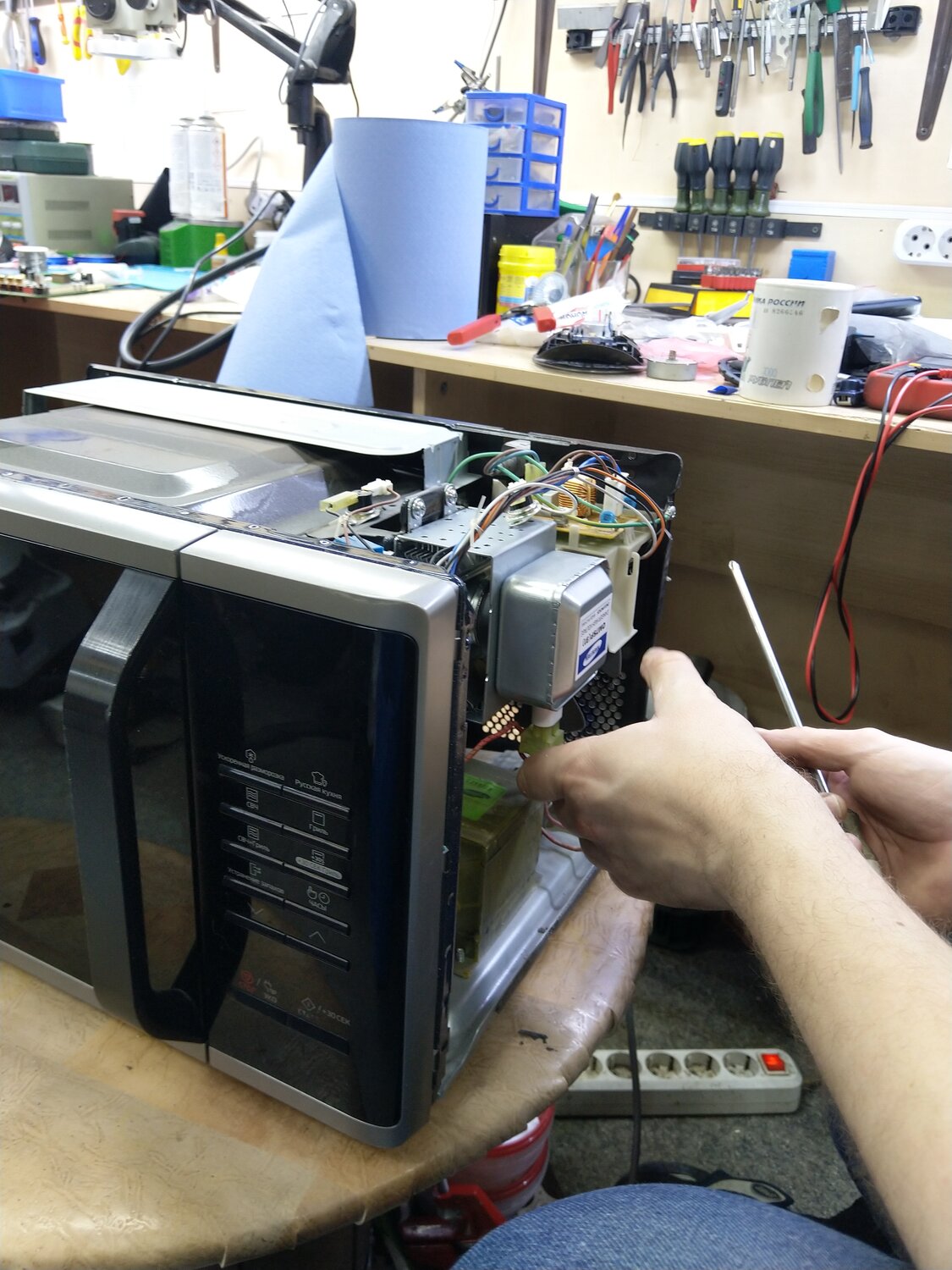 микроволновая печь панасоник поломки, микроволновая печь panasonic nn-c785jf, микроволновка панасоник, техобслуживание микроволновки, ремонт свч