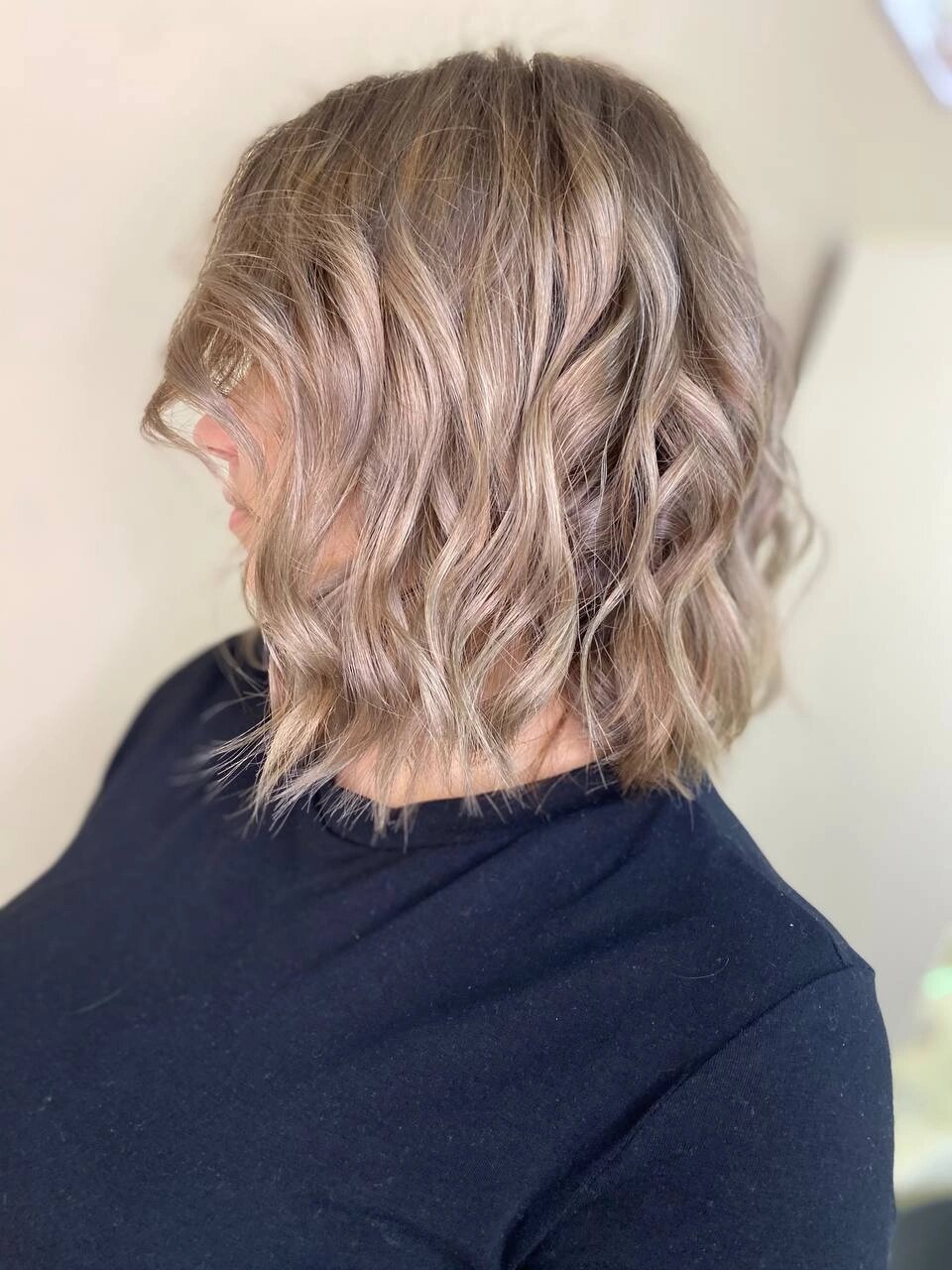 стрижка шегги на тонкие волосы, русый цвет волос на короткие волосы, светло русый на короткие волосы, стрижка шэг на средние волосы, укладки волос