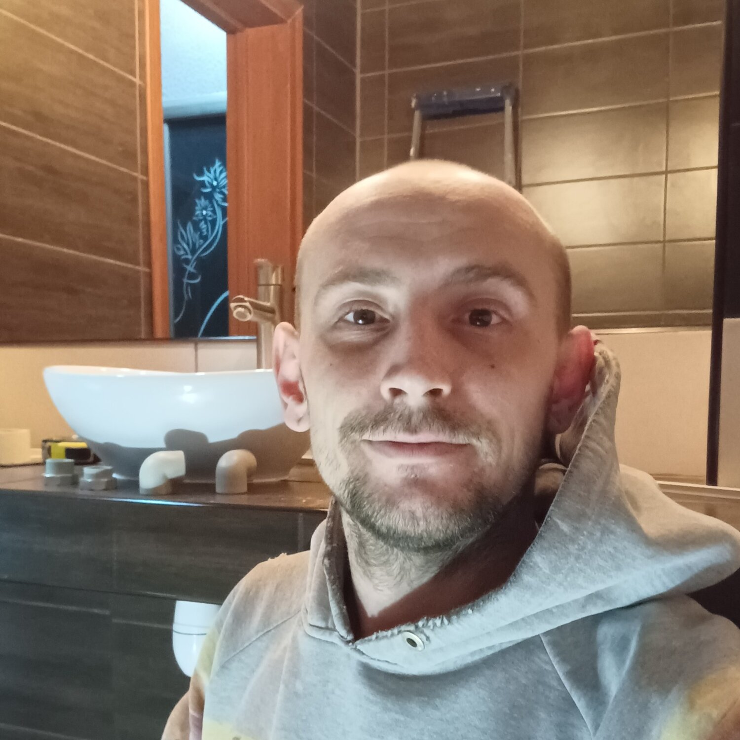 Анатолий Серов