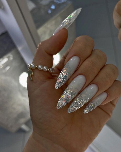 ногти длинные с боесткам, маникюр 💅, ногти, дизайн ногтей, овальные ногти