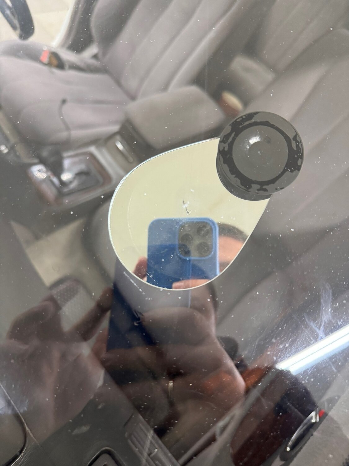 авто, автомобиль, в машине, телефон в машине, автомобильный держатель