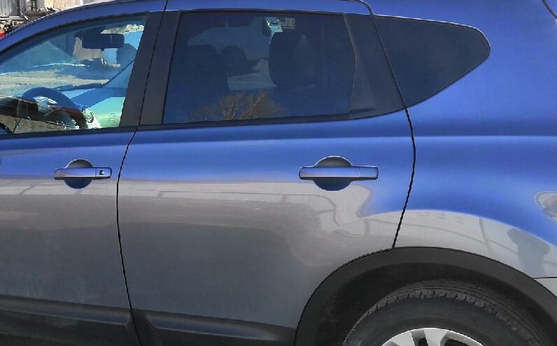 автомобиль, авто, вмятины на двери hyundai ix35, накладки на стойки дверей мазда 3, хром накладки для kia venga