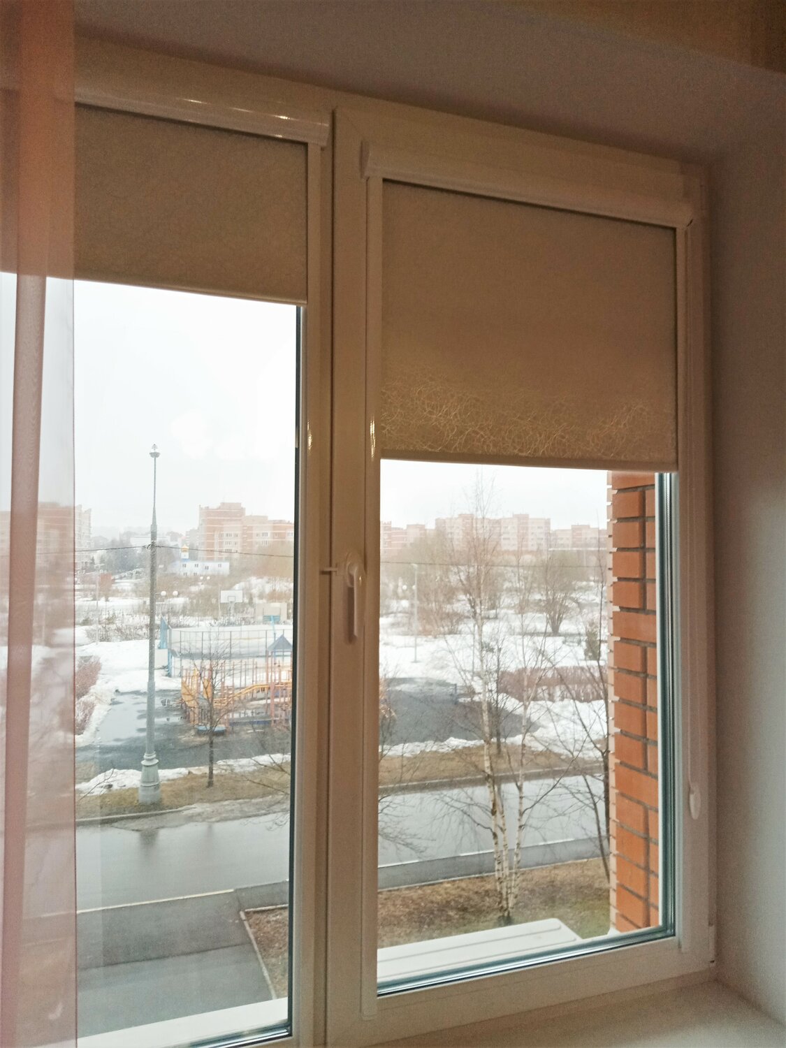 рулонно-кассетные шторы на окна blackout, рулонные шторы, кассетные рулонные шторы блэкаут, матовые рольшторы на окна, рулонные шторы уни 2