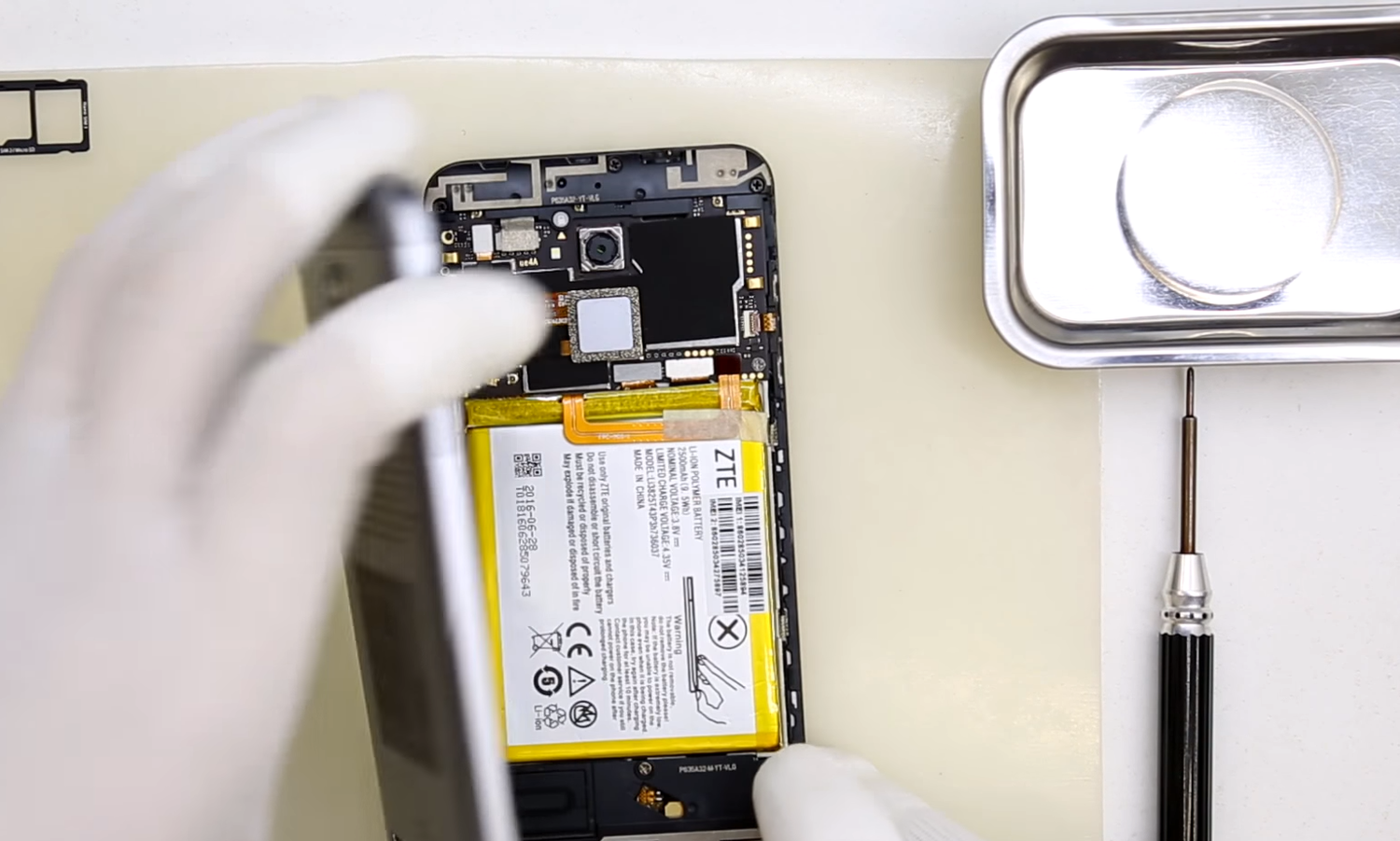 смартфон, разбираем zte v7 lite, zte blade a610 акб, meizu m6 батарея, аккумулятор zte v7