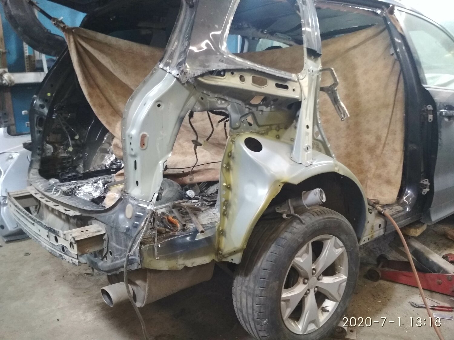 сварка кузова мазда 323, автомобиль, замена кузовных элементов автомобиля, авто, ремонт кузова сузуки витара 1 поколения