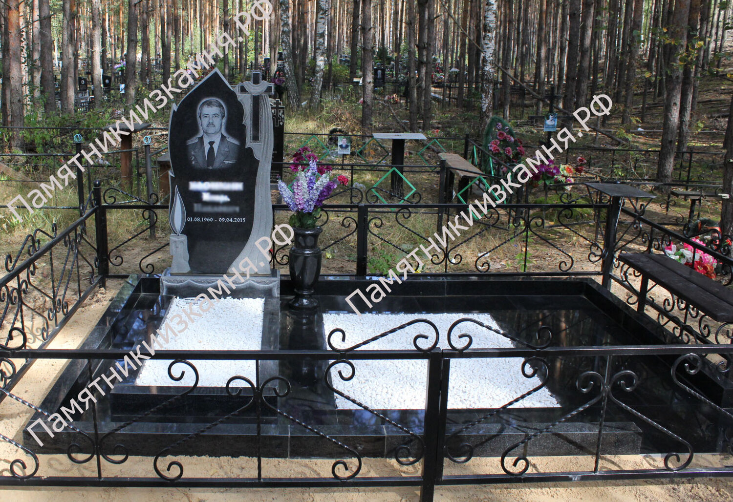памятники на могилу, памятники из гранита, памятники и надгробия, ритуальные памятники, гранитный памятник