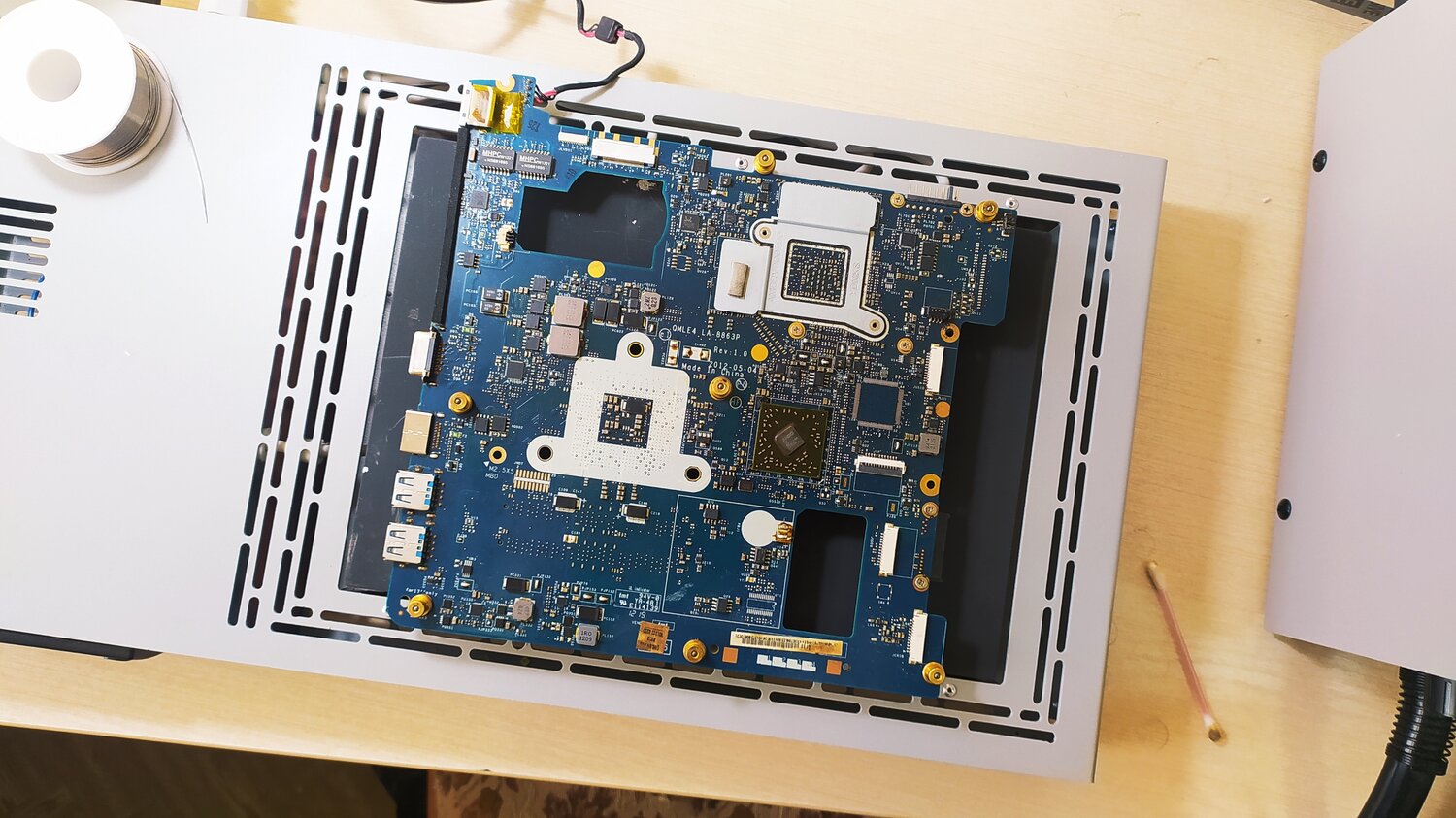 материнская плата, lenovo g560 материнская плата, samsung r520 материнская плата, материнская плата lenovo cih61mi, samsung np355v5c материнская плата