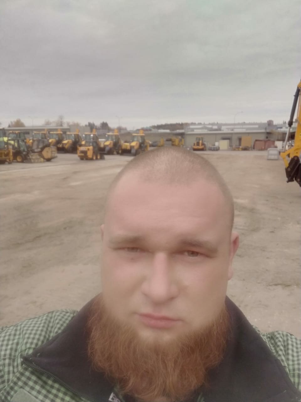 человек, мужчина, мужчины, андрей евдокимов красноярск, в деревне