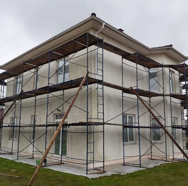 фасад, фасадные работы, штукатурка фасада с лесов, мокрый фасад, утеплитель для фасада здания