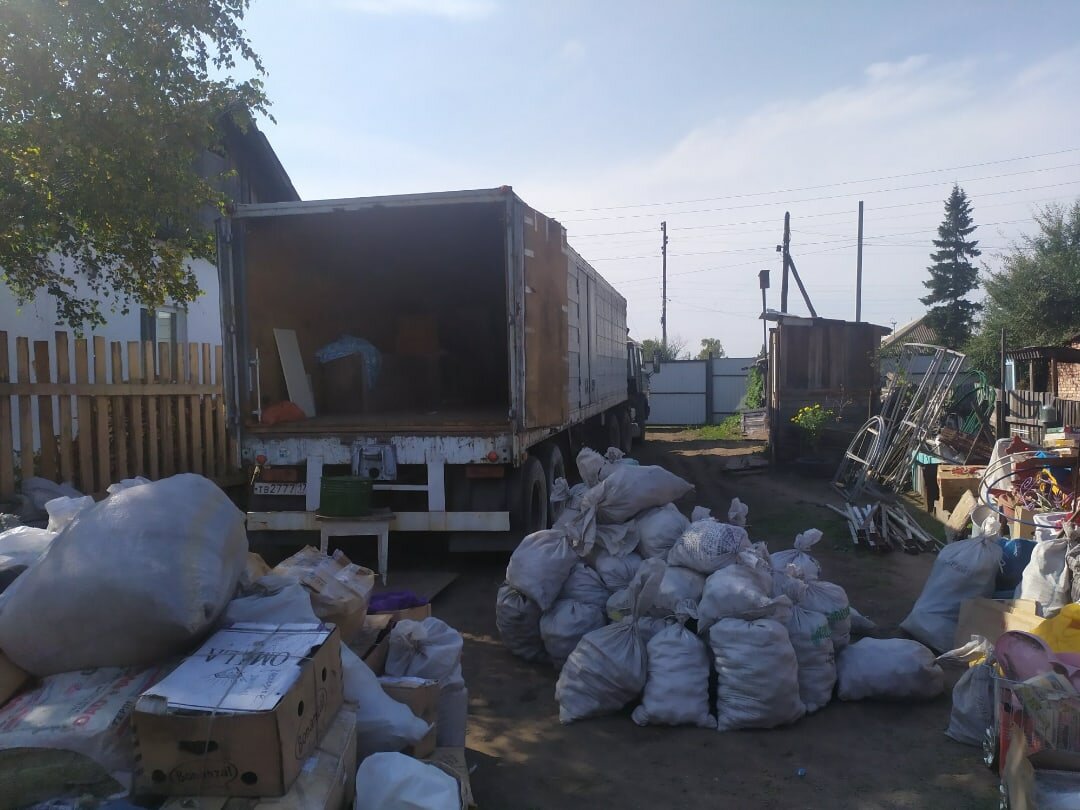 вывоз мусора большой объем, переборщики вторсырья, грузовик, вывоз строительного мусора, спецтехника