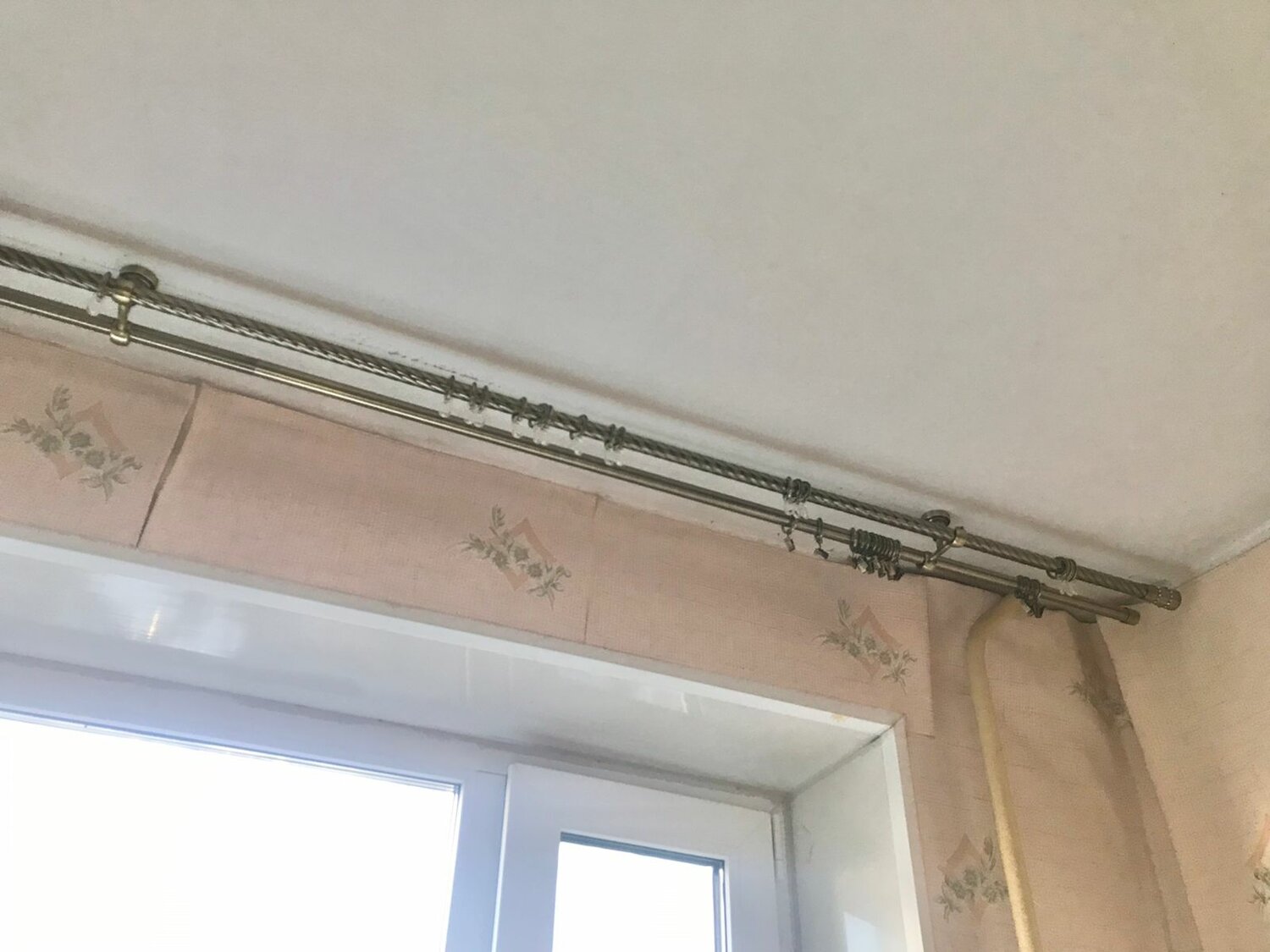 карниз для штор, электрический карниз для штор, карнизы для штор потолочные угловые, монтаж карниза для штор, карниз для штор на балкон потолочный