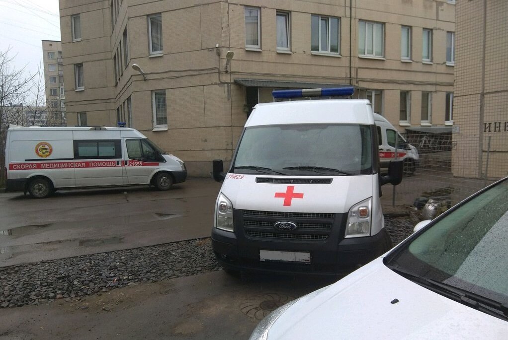 скорая медицинская помощь, городская станция скорой медицинской помощи санкт-петербург, автомобиль скорой помощи, машина скорой, машины скорой помощи