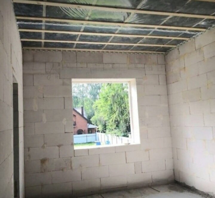 дом из газобетона внутри, дом из газобетона внутри без отделки, дом из пеноблоков, отделка газобетона, перекрытия на гараж из пеноблоков