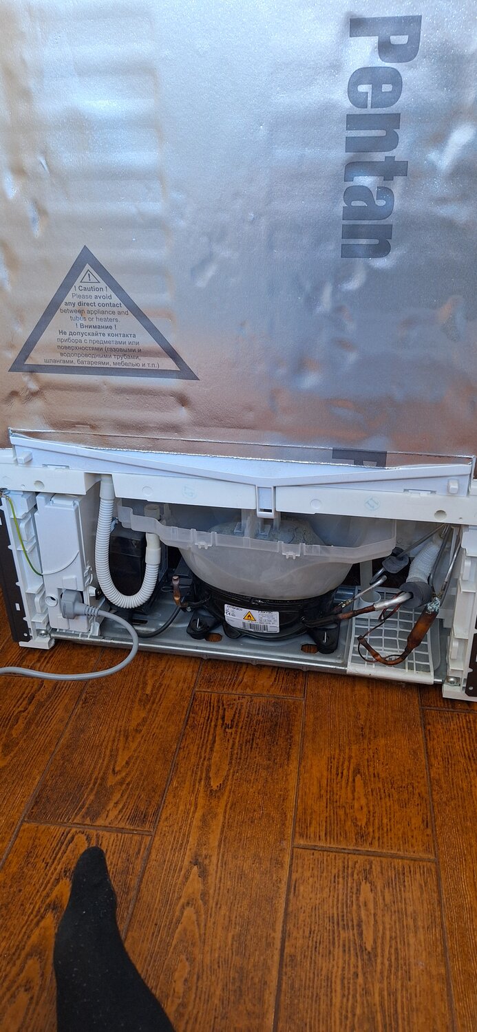 холодильник, бытовая техника, холодильник bosch, встраиваемые холодильники, холодильник индезит