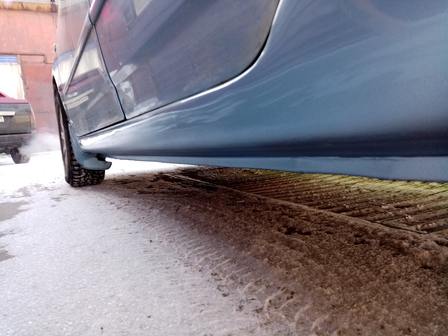 автомобиль, коррозия порогов фокус 2, chevrolet cruze пороги ржавчина, антигравий на пороги форд фокус 2, мондео 3 замял порог