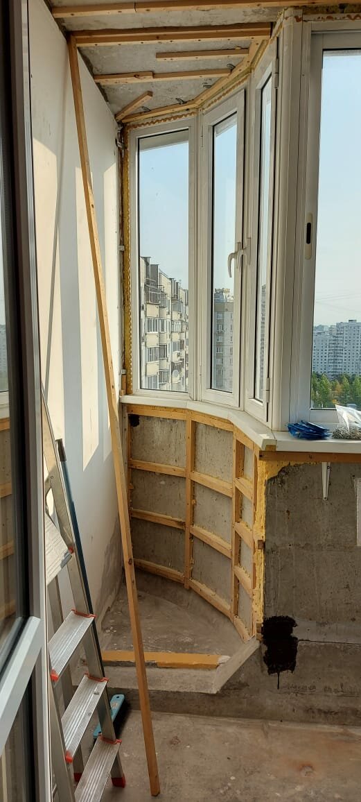 застеклить балкон утеплить, на балконе, лоджия, балкон утепленный литовка, угловой балкон внутри