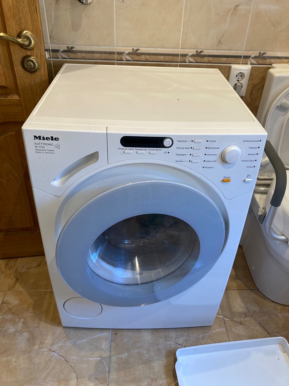 стиральная машина miele w 1714, бытовая техника, стиральная машина miele w 1935 wps, стиральная машина miele softtronic, стиральная машина