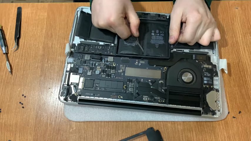 macbook pro, macbook pro 1398 fan replace, macbook air 2013 без крышки, macbook air 13 2017 охлаждение, a1502 macbook pro inside