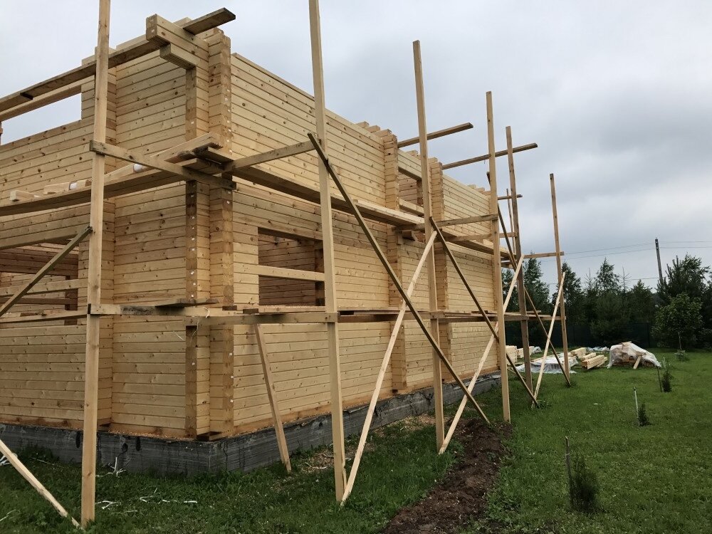 сруб из сухого профилированного бруса, стройка каркасного дома поэтапно, строительство, дома из профилированного бруса по каркасной технологии, каркасный дом