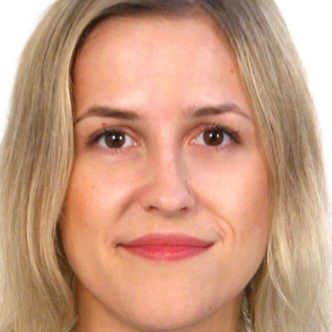 Алина Колесникова