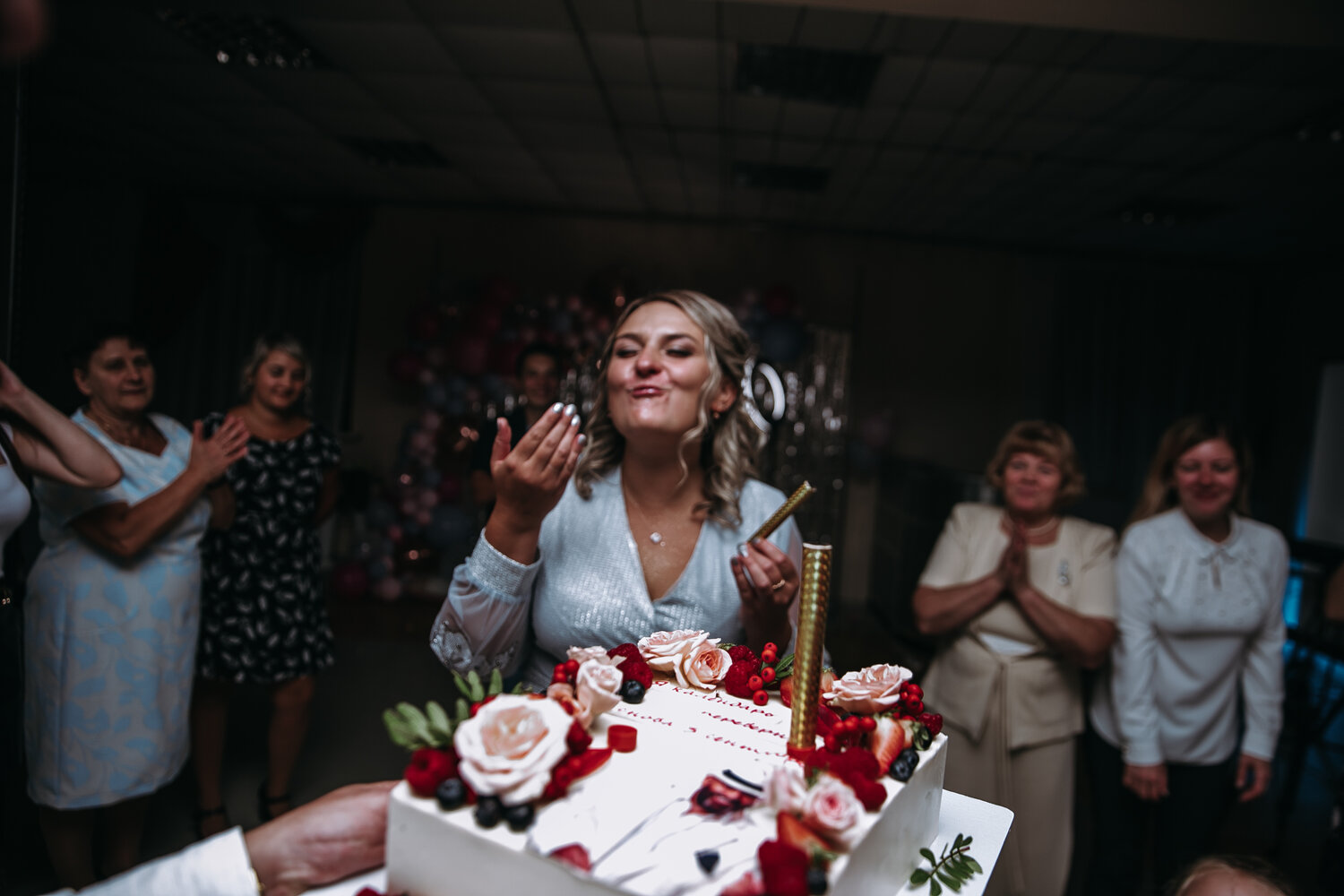 свадьба, человек, свадьбе быть, невеста бросает букет а жених, подготовка к свадьбе