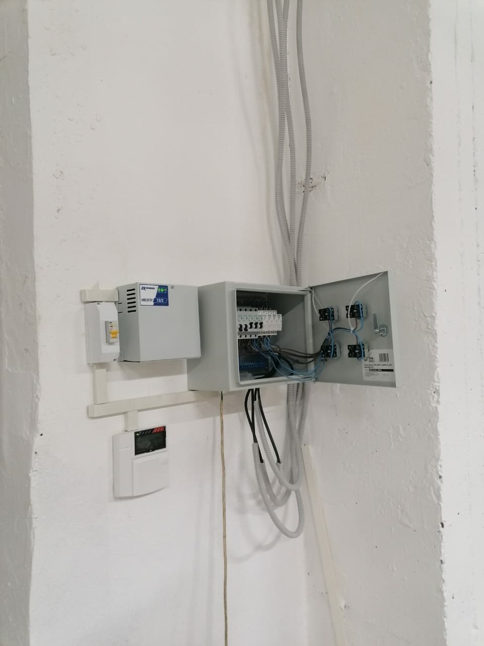 электромонтажные работы, электромонтаж, перенос счетчика в хрущевке, электрик, скуд слаботочка