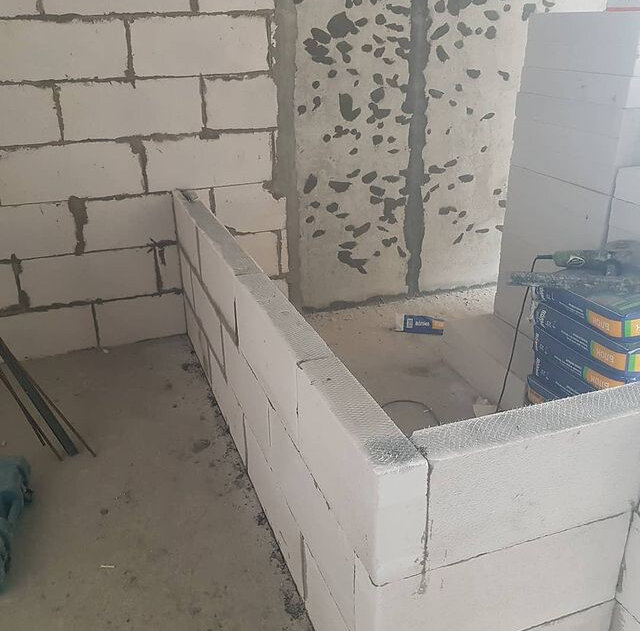 перегородки из газобетонных блоков 150, перегородка из газобетонных блоков 75 мм, пеноблок, кладка перегородок пеноблоков 100 мм, газобетон