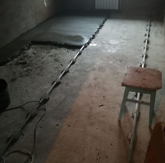 стяжка пола, стяжка пола в квартире, стяжка полов, стяжка пола в хрущевке, неровная стяжка пола