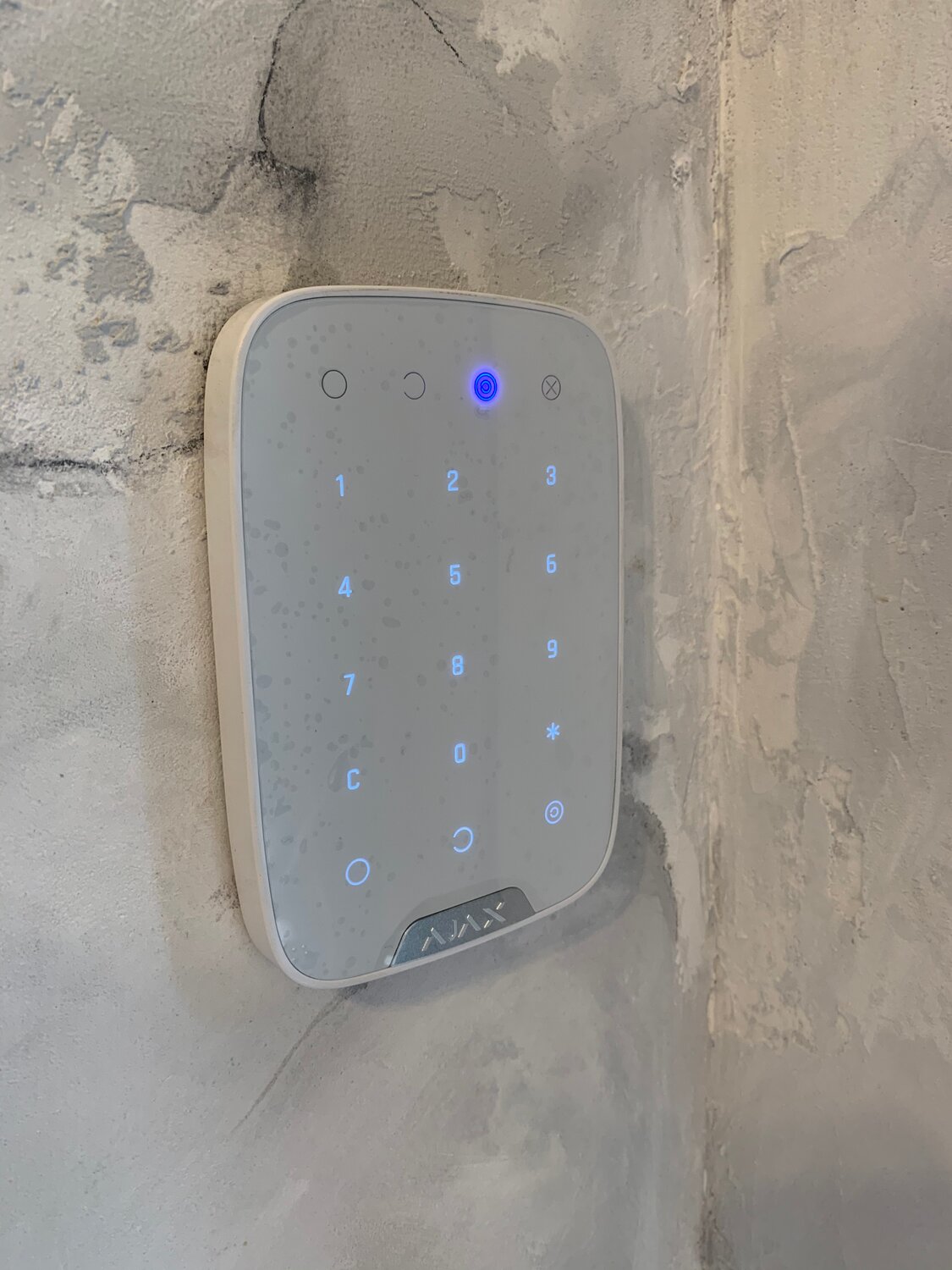 ajax keypad белый, 8706.12.wh1 keypad белый ajax, клавиатура ajax keypad white, keypad plus ajax, ajax keypad white