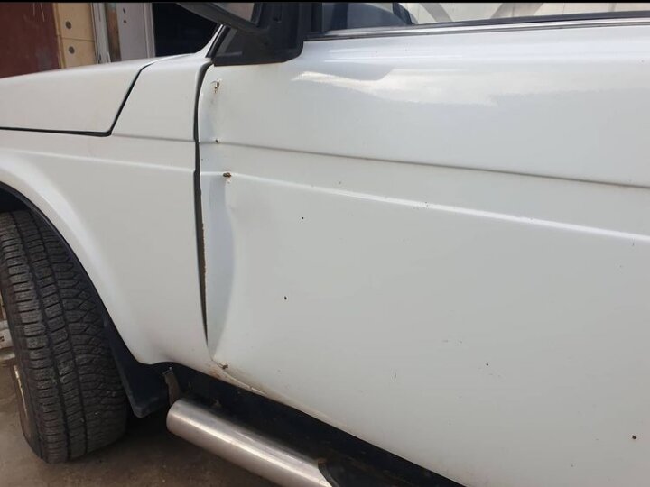 автомобиль, lada, молдинги на ваз 2106, авто, дверь загнуло на ваз 2106