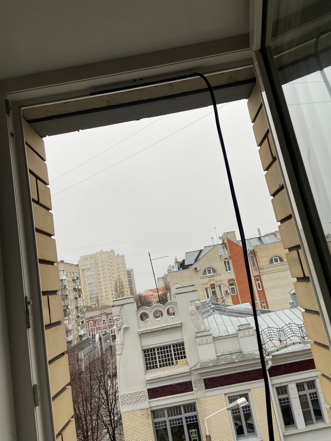 балкон, вид из окна, окно, элитная недвижимость, квартира в панельном доме