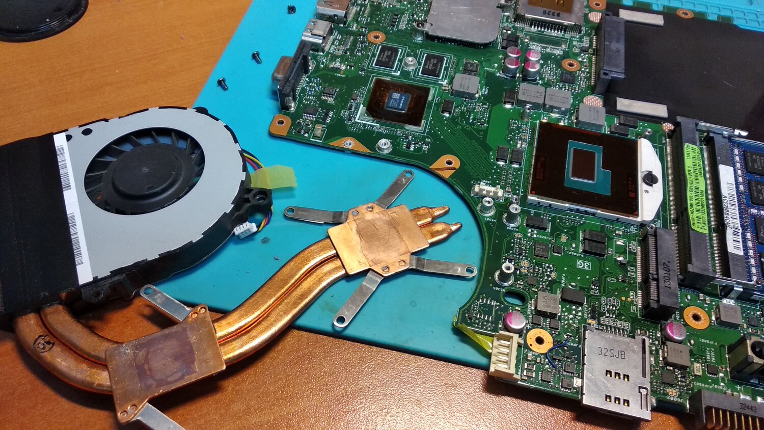 видеокарта для ноутбука asus k53s, плата ноутбука, техника компьютерная, asus x56 видеокарта, ноутбук