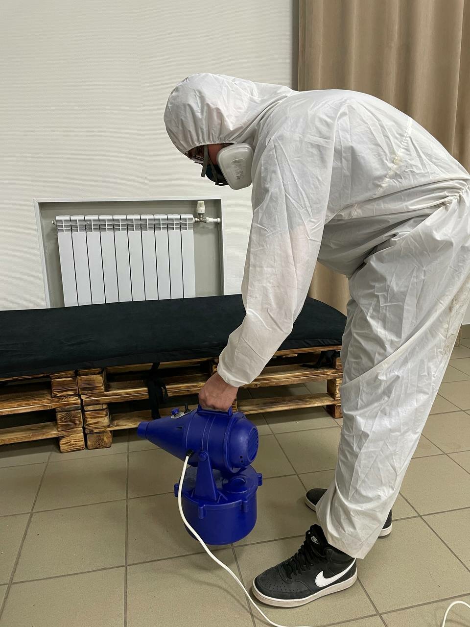 уничтожение клопов, дезинфекция помещений, дезинсекция, дезинфекции, уничтожение тараканов