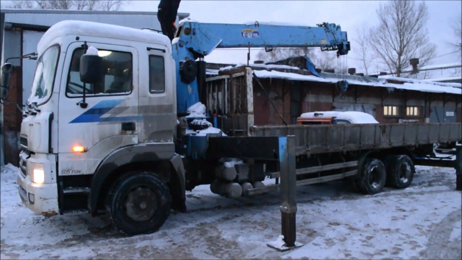 хендай 120 манипулятор, кран манипулятор, хендай манипулятор, hino profia манипулятор, hyundai trago манипулятор