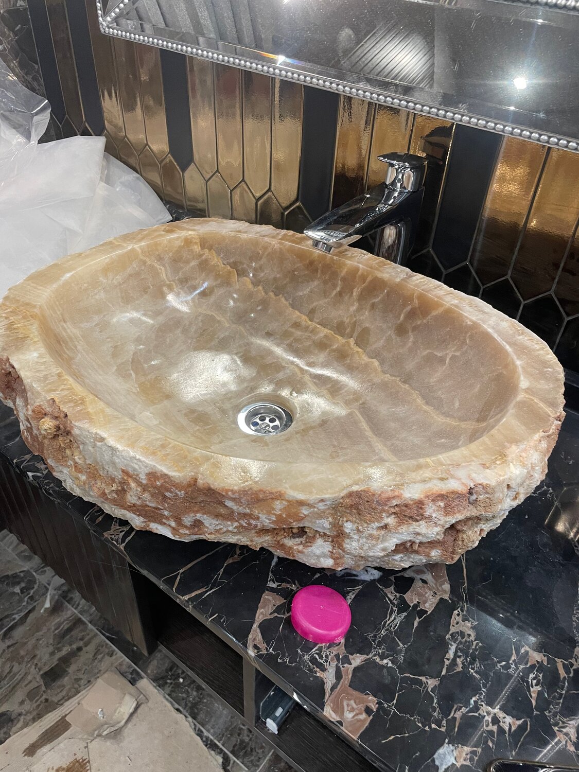 раковина из камня оникс, раковина из оникса, каменная раковина круглая оникс, раковина из цельного камня, раковина из натурального камня