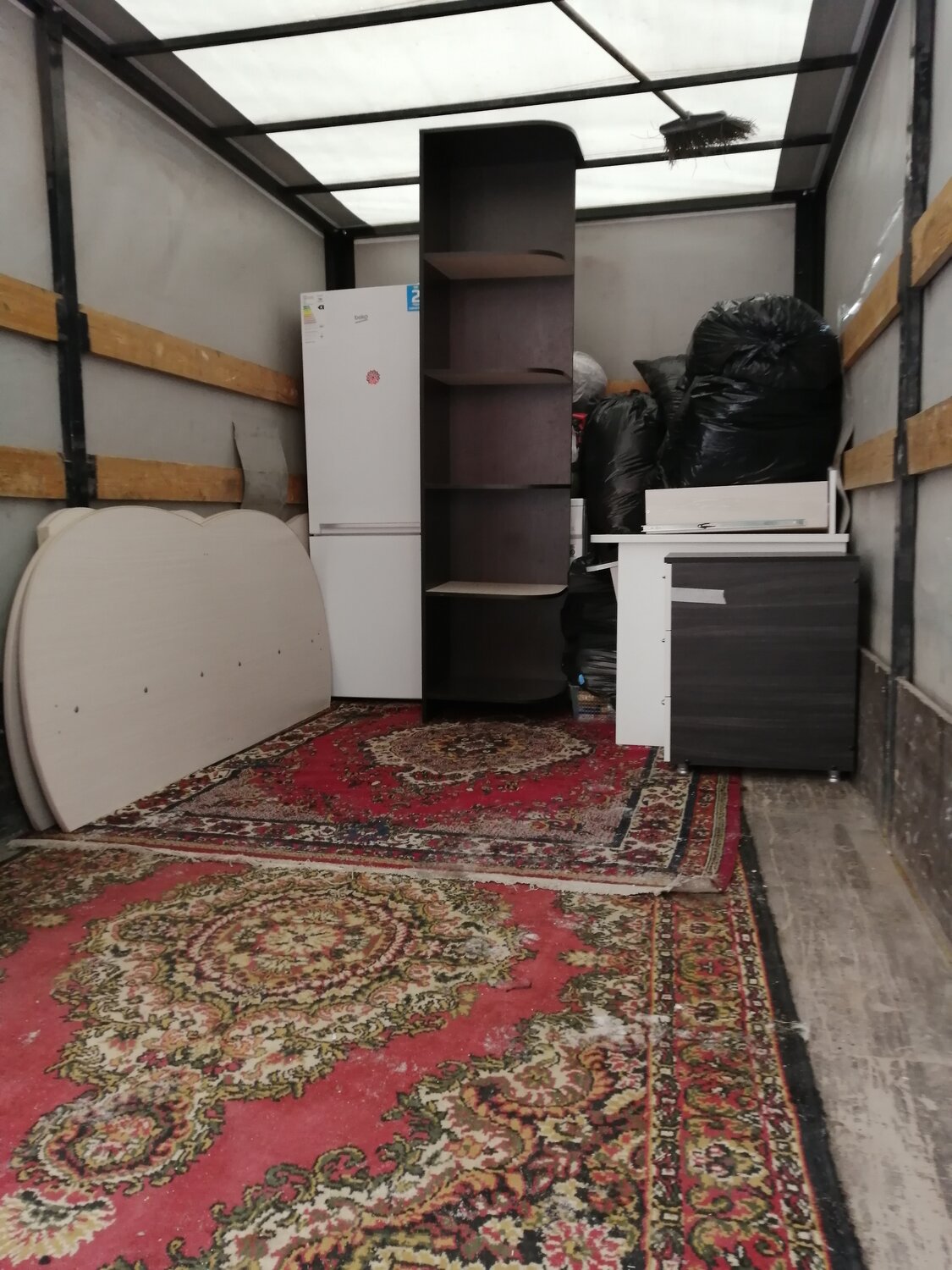 квартира, пол, комната, в доме, мебель