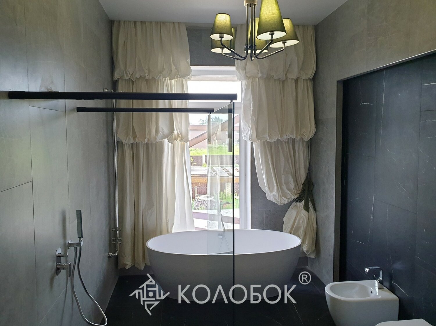 ванная комната, ванна, дизайн интерьера, интерьер, шторка для отдельностоящей ванны