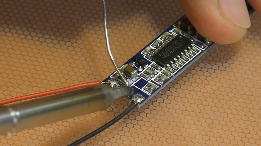 моргания светодиода на ардуино, attiny13 через arduino, mini osd прошивка, arduino, пайка проводов микроконтроллер