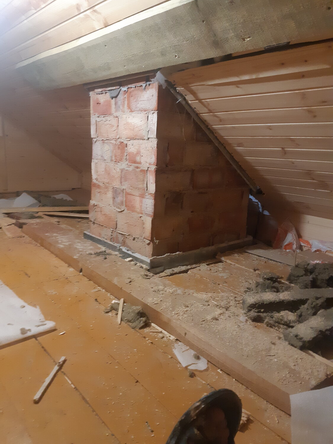 пол на чердаке, на чердаке, утепление реконструируемой мансарды, утепление мансардного этажа деревянного дома, мансарда