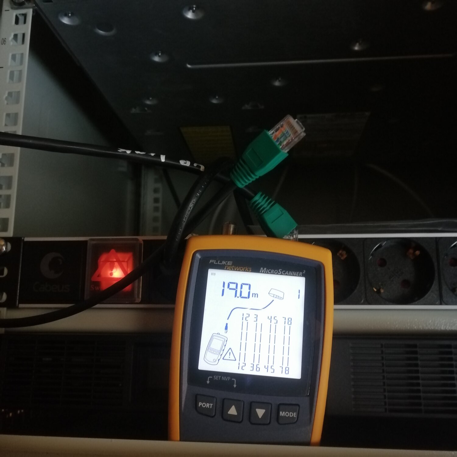 fluke microscanner2, кабельный тестер fluke (ms2-100) microscanner2, сканер для диагностики автомобиля, диагностический сканер nexpeak nx501 obd2, диагностический сканер