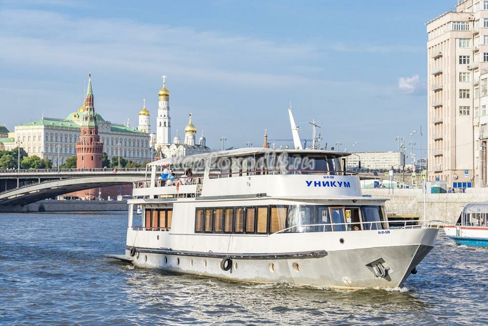 теплоход в москве, теплоход уникум, теплоход уникум москва, теплоход рэдиссон, теплоход