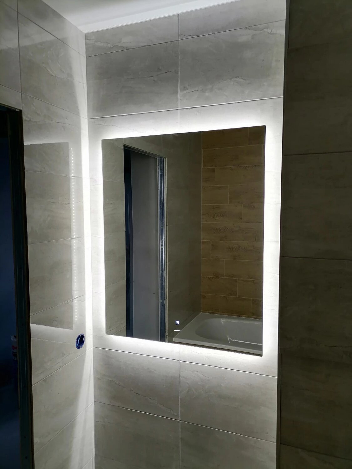 зеркала, зеркало для ванной с подсветкой, большое зеркало с подсветкой, зеркало с подсветкой, зеркало sevilla led 60х80