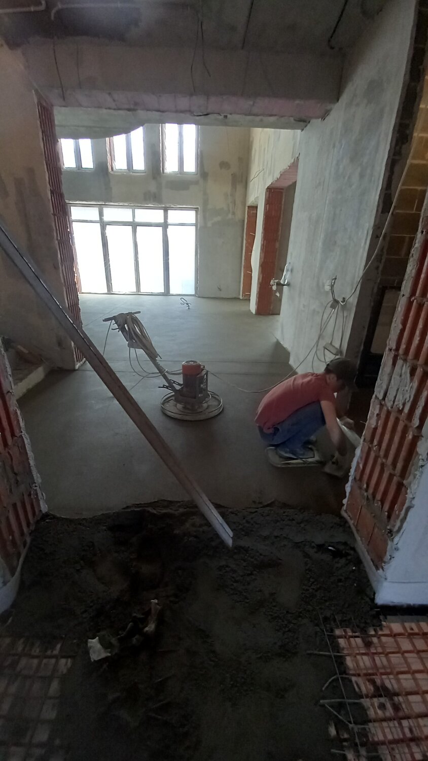 полусухая стяжка пола, стяжка пола, полусухая стяжка, механизированная стяжка пола, стяжка пола в квартире
