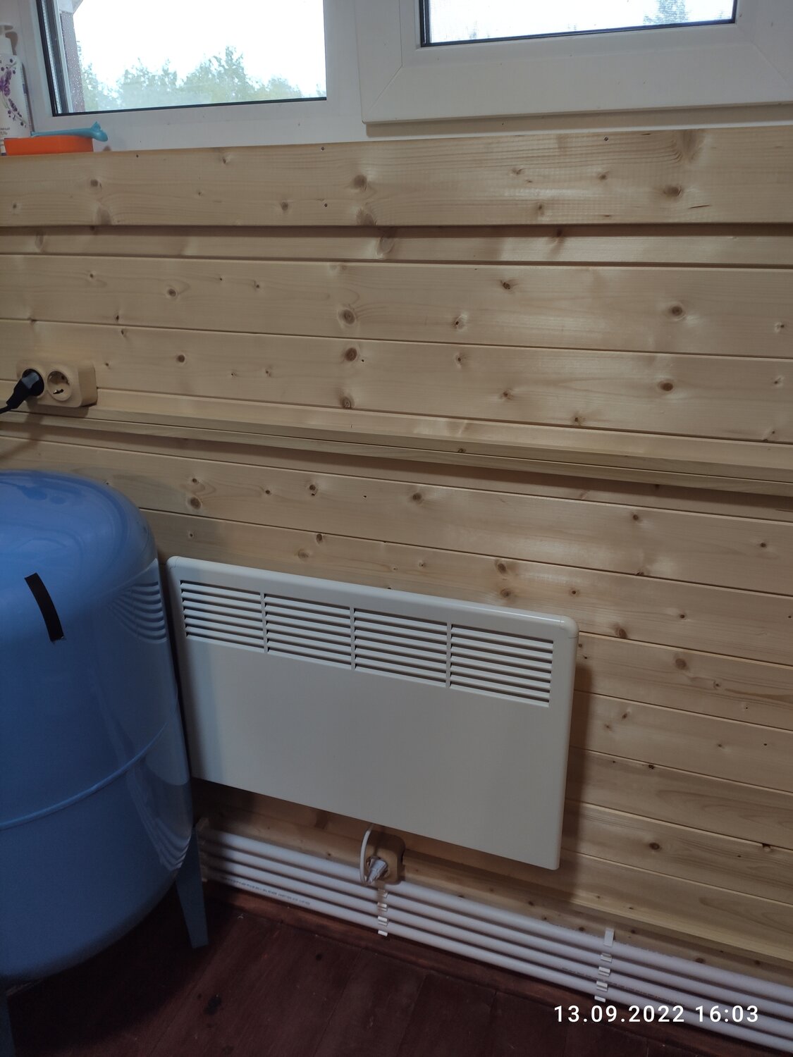 отопление, отопление для частного дома, обогреватель теплэко в деревянном доме, электрическое отопление, электрический обогреватель