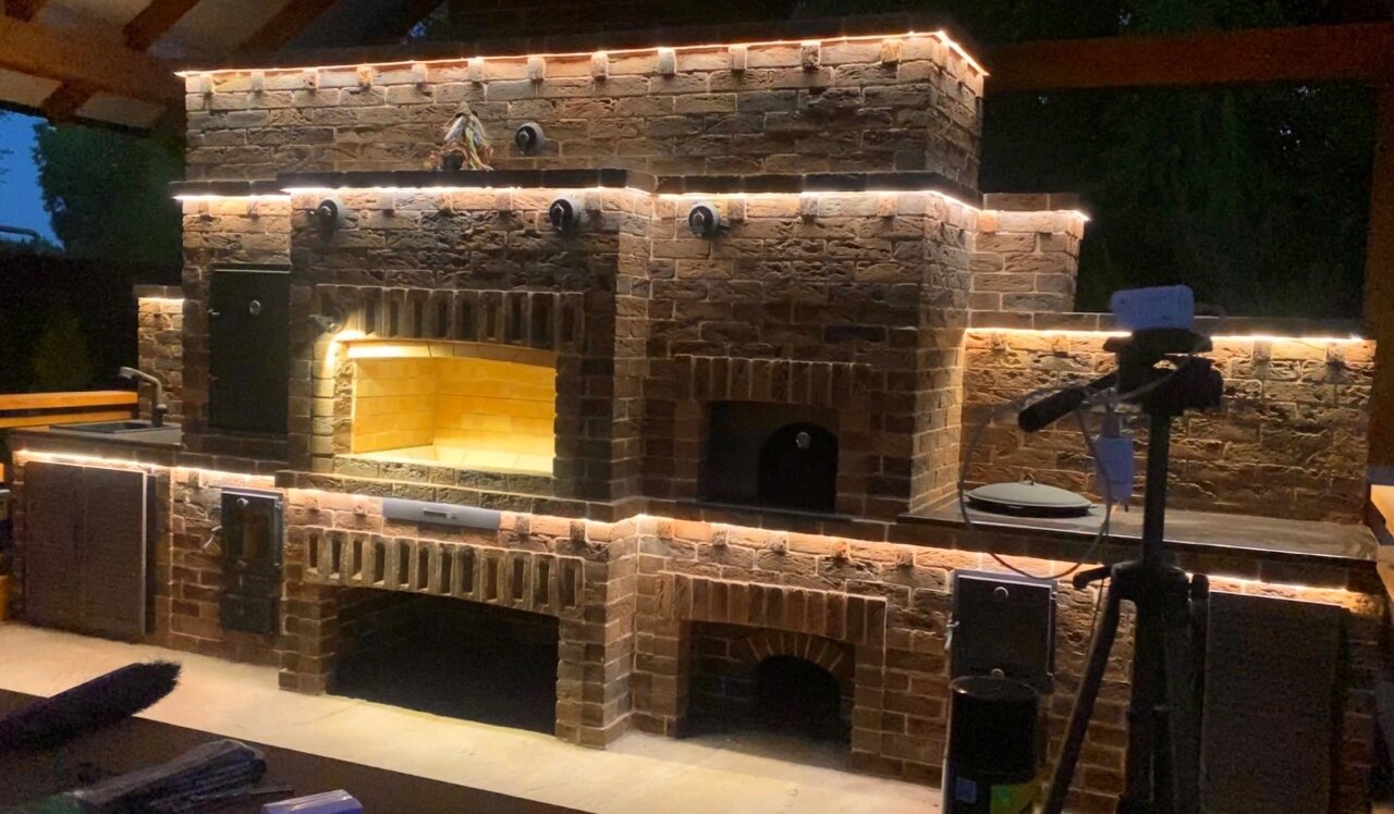 печи камины барбекю, барбекю комплекс из кирпича, барбекю комплекс, печь с мангалом, кирпич магма барбекю