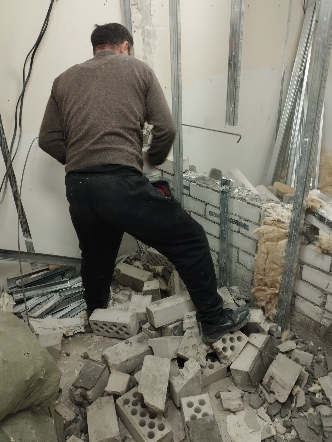 демонтаж стен, демонтажные работы, ремонт, демонтаж бетона, демонтаж бетонной подготовки
