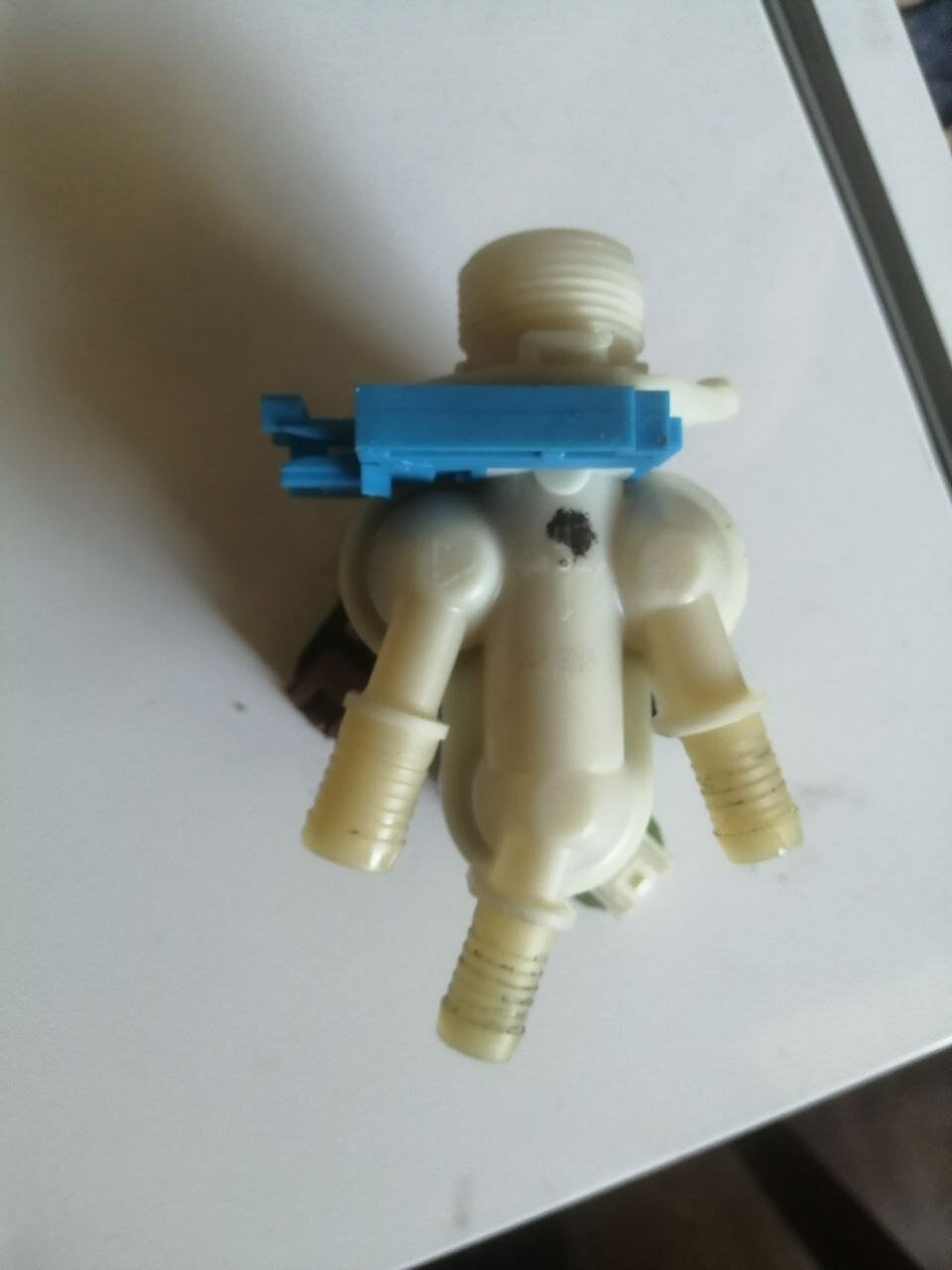 клапан подачи воды стиральной машины electrolux, zanussi, aeg 140127691016, клапан подачи воды для стиральной машины, electrolux zanussi стиральная машина, электромагнитный клапан для стиральной машины electrolux ew 1022 t, zanussi fe802 клапан подачи воды