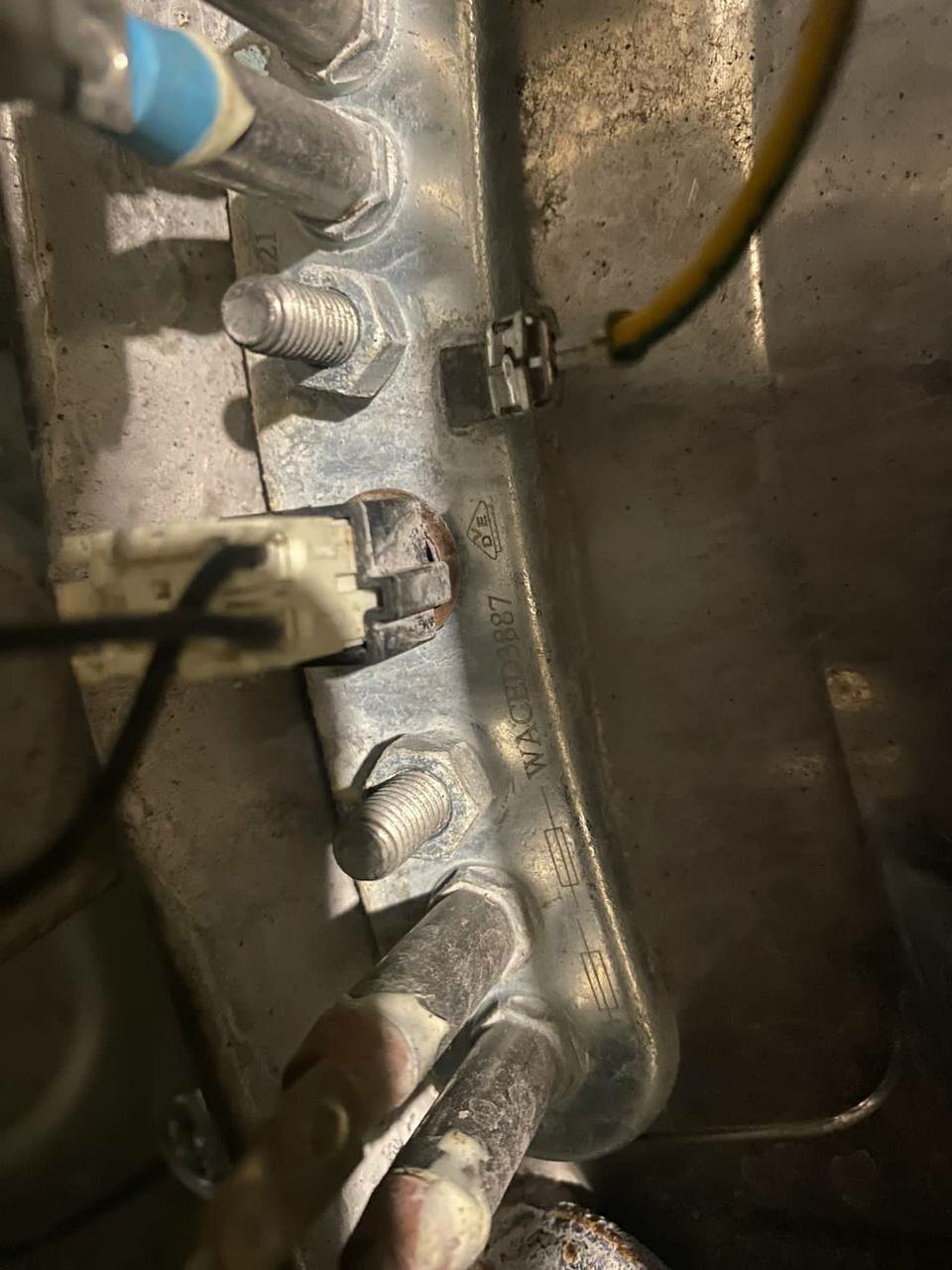 штуцера крана отопителя ваз 2114, датчик температуры 126 двигатель ваз, клапан прогрева на ауди 100с3 2.0 rt, краник радиатора ваз 2114, сопротивление обогрева лямбды ауди 80 б4